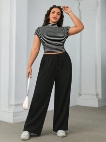 SHEIN EZwear Bộ đồ hai mảnh áo phông sọc đứng cổ đứng cỡ lớn mùa hè và quần dài màu trơn - Màu xám đen - Xem 1