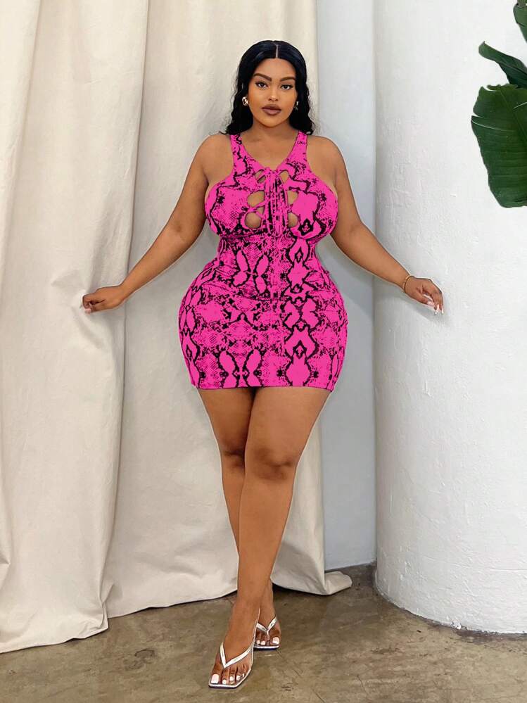 hot pink ruched dress Hot Pink Ruched Dress – NuriLuxe