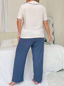 大尺碼女士鈕扣裝飾翻領短袖上衣和長褲睡衣組 - 米色 - 查看 2