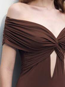 Maija 棕色露肩扭褶镂空修身女式连衣裙 - 咖啡 - 查看 8