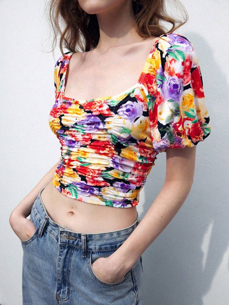 SHEIN Maija Damska koszulka z nadrukiem kwiatowym i marszczonym, skręconym rękawem w kształcie latarni, z napisem "Powrót do szkoły"