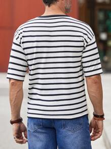 Manfinity Homme Men Striped Pattern Drop Shoulder Knit Top