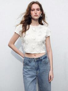 Maija Weißes, einfarbiges, lässiges T-Shirt für Damen mit 3D-Blumendekor, Sommer