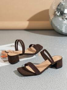 優雅的褐色高跟涼鞋，帶細帶，仿麂皮材質，方頭，踝帶 - 棕色 - 查看 4