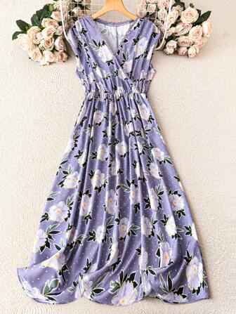 Mulvari Plus Size Women's Random Printed Simple Daily Dress