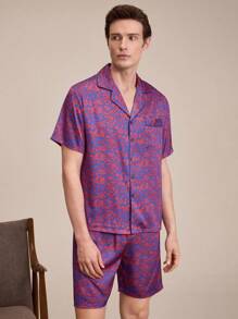 EverLounge طقم بيجامة من ملابس علوية أكمام قصيرة وشورت بطباعة كاملة للرجال - متعدد الألوان - مشاهدة 4