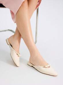 MOTF PREMIUM WOMEN SOLID COLOR SIMPLE BOWKNOT DECORATION POINTED TOE FLAT SHOES, FOR CHRISTMAS FALL NEW YEAR HOLIDAY - Beige - View 3