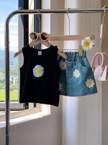 SHEIN 2件組女嬰夏季休閒可愛度假套裝 雛菊刺繡背心上衣與牛仔裙套裝 黑白街頭時尚日常穿搭 - 卡其色 - 查看 4