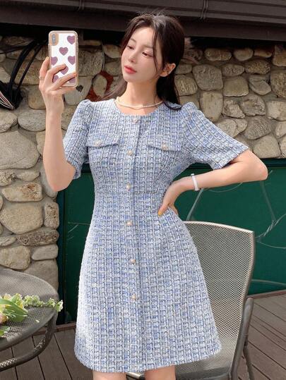 DAZY 女士優雅格紋圓領修身泡泡袖連身裙，夏季
