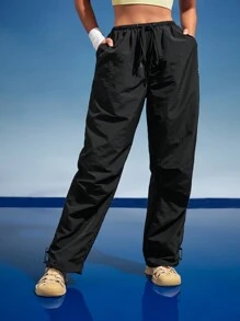 In My Nature In My Nature Outdoorbroek met gepatcht detail en trekkoord in de taille