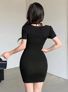 DAZY Sommerkleid für Damen Einfarbig mit Schleifendekoration und schlanker Passform - Schwarz - Übersicht 5