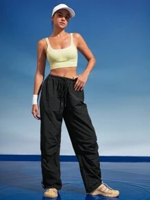 In My Nature In My Nature Outdoorbroek met gepatcht detail en trekkoord in de taille