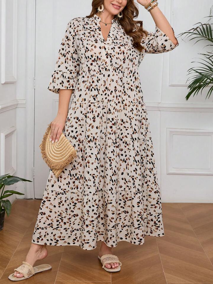 SHEIN LUNE Plus Size Women Allover Print Notched Neck Flare