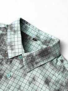 Manfinity Roghcode Men's Short Sleeve Button Up Tie-Dyed Loose Casual Stylish Plaid Shirt, Summer - Mint Green - View 5