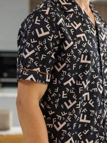 男士全印花短袖上衣和短裤睡衣套装/睡衣套装 - 彩色 - 查看 6