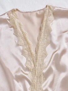 Áo choàng Satin có viền ren tương phản - Rượu sâm banh - Xem 5