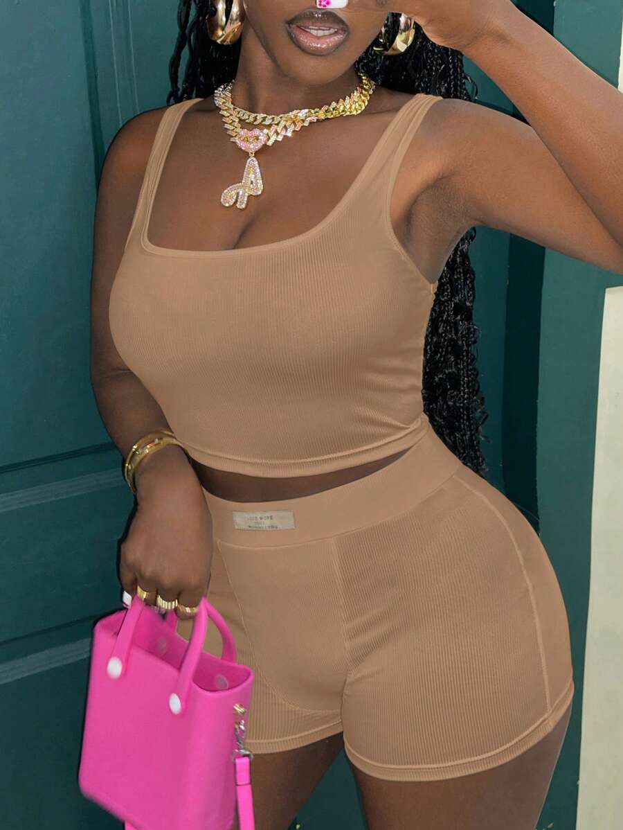 Slaydiva 女士休闲百搭罗纹背心和紧身短裤套装，2件套-Z - 卡其色 - 查看 1