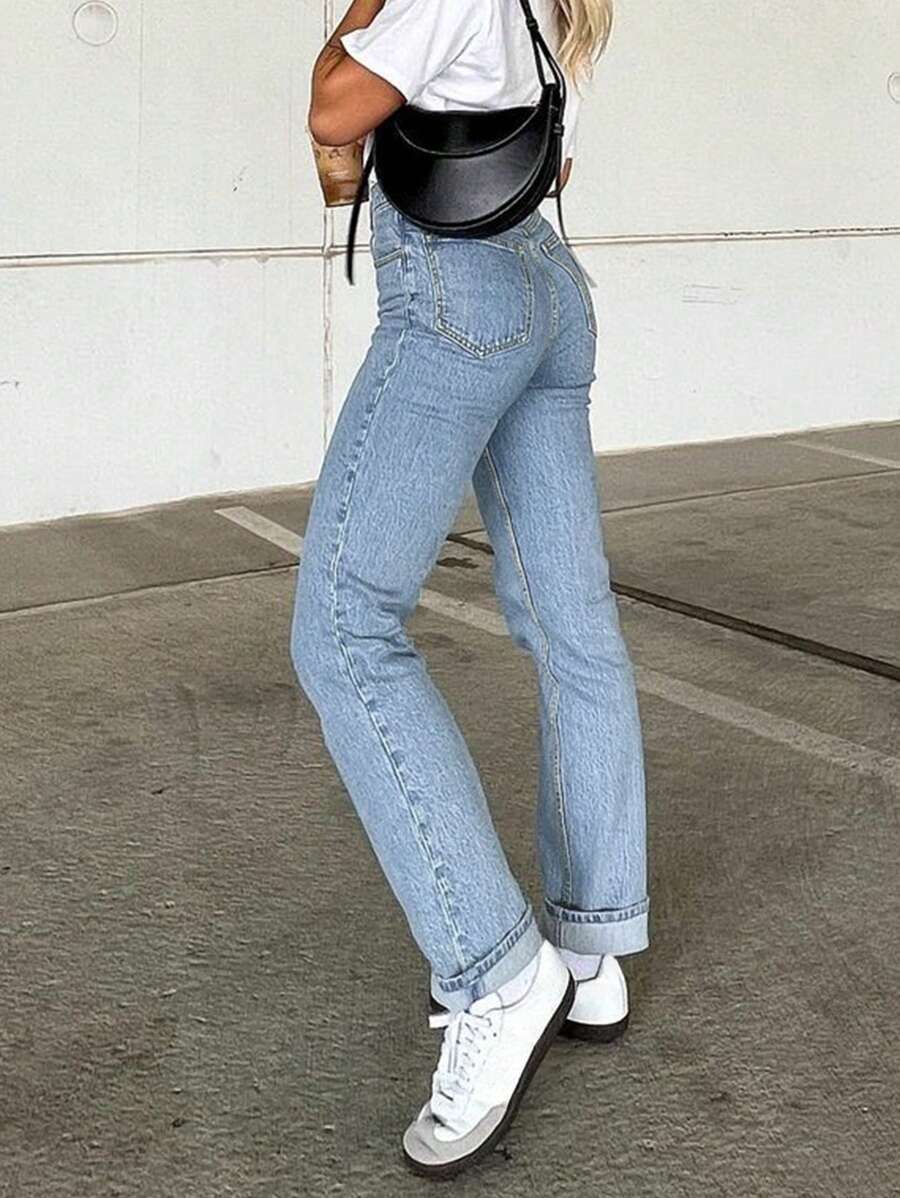 Women's Daily Casual Washed Straight Leg Loose Jeans With Diagonal Pockets, Buttons, Zipper Details, Suitable For Commuting, Dating, And Office Wear - Light Wash - View 1