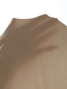 SHEIN 女士簡約印花圓領短袖T恤和短褲套裝，2件套 - 卡其色 - 查看 6