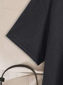 INAWLY Áo thun hở vai họa tiết Sun & Slogan cho mùa hè Áo thun họa tiết BE THE LIGHT dành cho nữ - Màu xám đen - Xem 3