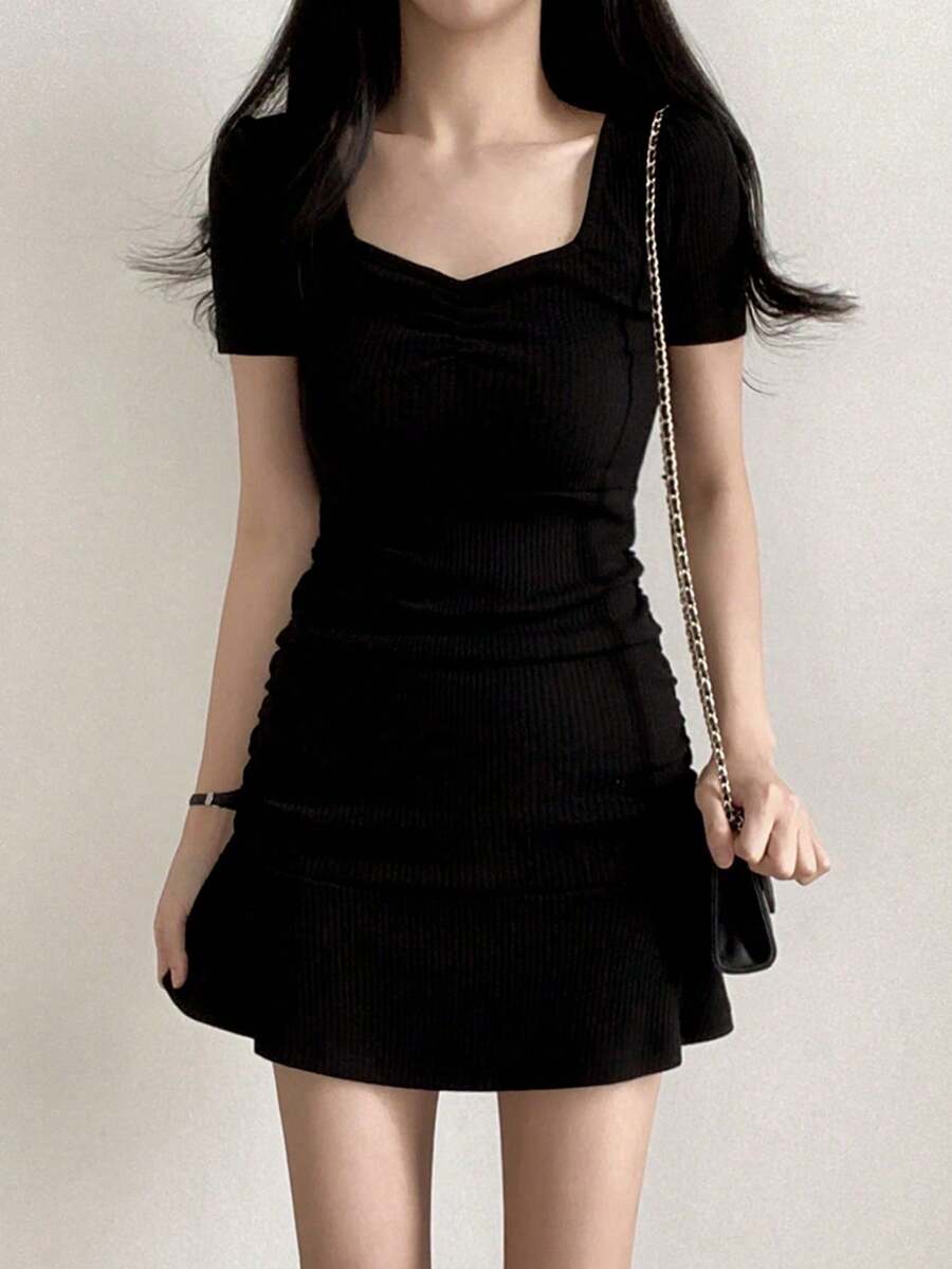 女士纯色收腰夏季短袖连衣裙 - 黑色 - 查看 1