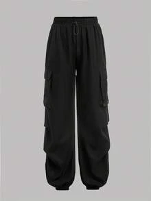 SHEIN Conjunto de dos piezas casual de ropa de calle para adolescente con top corto sin tirantes de punto en blanco y negro y pantalones jogger cargo de tejido con bolsillos woven. - Blanco y Negro - Ver 6