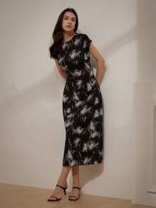 Aveloria Rosie 中国风竹叶印花优雅休闲夏装，配腰带，宽肩带设计和曲线下摆，黑色底色搭配白色花朵，无袖
