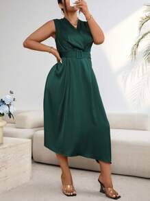 SHEIN Clasi 大尺碼純色無袖交叉包裹夏季女裝連衣裙 - 墨綠色 - 查看 5