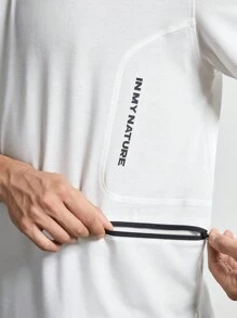 In My Nature 男士字母印花拉鍊口袋短袖戶外T恤 - 杏色 - 查看 4