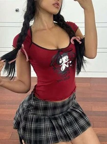 Betty Boop | ROMWE Áo thun in hình nhân vật hoạt hình và chữ cái Slim Fit có viền rau diếp và ren tương phản cho mùa hè - Đỏ - Xem 3