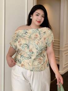 Dazy Plus 大码印花不对称领口优雅宽松上衣，适合夏季度假穿着 - 杏色 - 查看 3