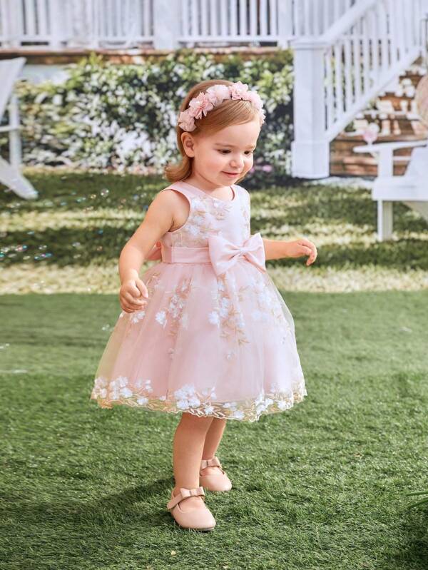 SHEIN Glamorique Kids Baby Girl Elegant Embroidered Mesh Dress, Suitable For Daily Casual Wear, Parties And Other Occasions, New Style For Spring And Summer