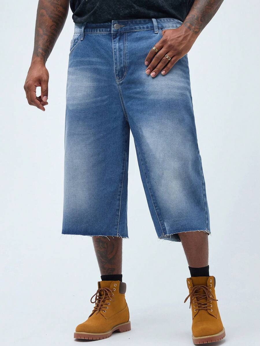 Manfinity EMRG Men's Plus Size Loose-Fit Denim Shorts With Pockets And Frayed Hem - Medium Wash - View 1