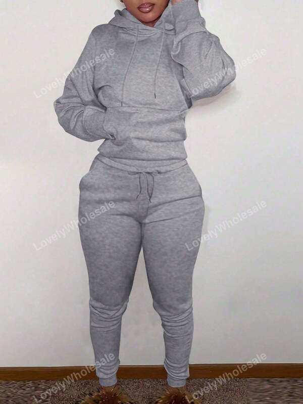 LovelyWholesale Ensemble femme avec Top à col capuche, manches longues, poches et pantalon, tenue casual, pratique pour tous les jours en automne et hiver