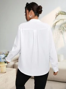 Vionelle 大码白色长袖极简主义不对称下摆纽扣前襟衬衫