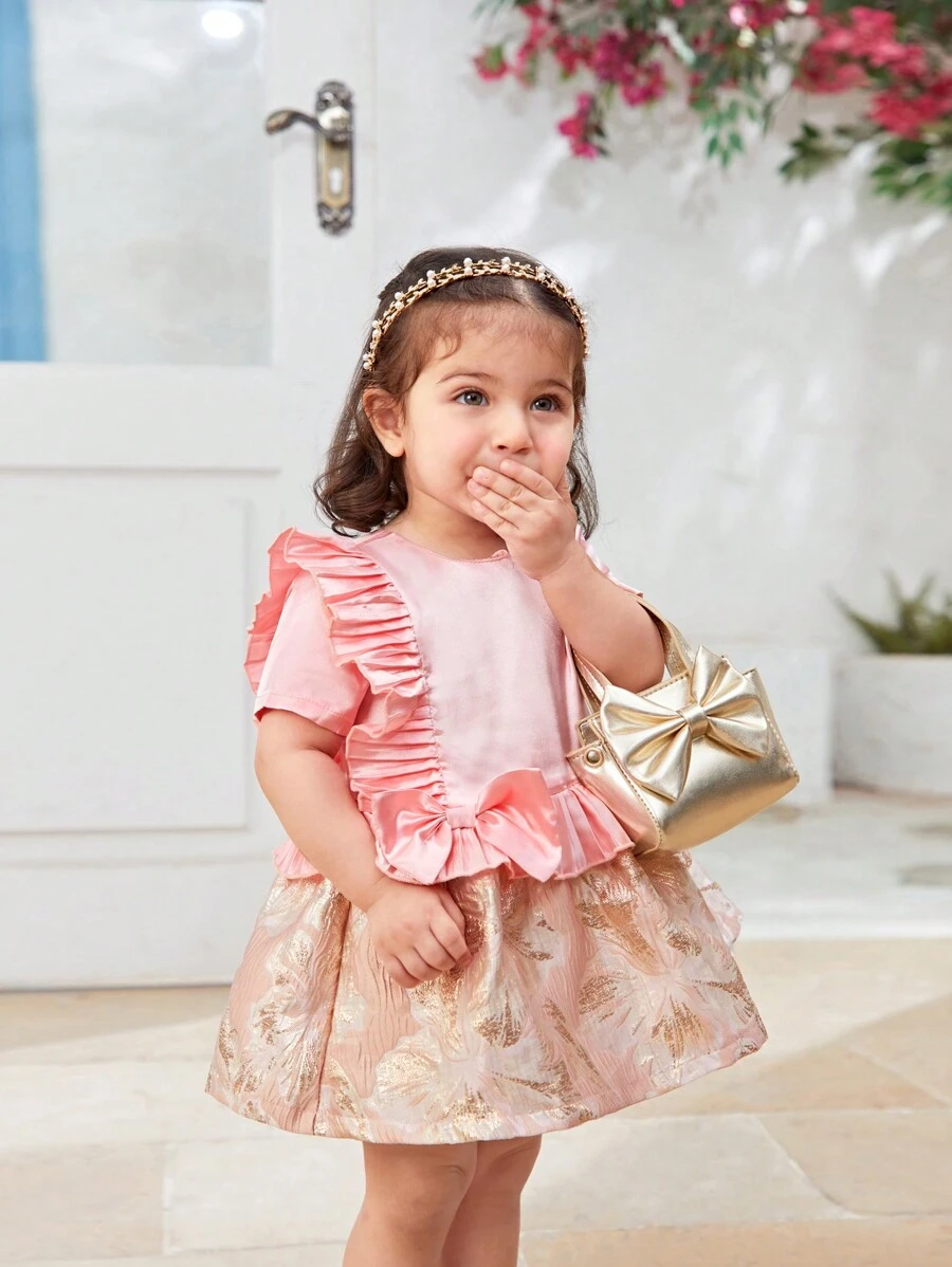 SHEIN 1件嬰兒女孩經典花卉設計優雅百褶連衣裙，夏季款 - 粉色 - 查看 1