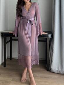 DAZY 性感蕾丝腰部收紧睡衣，搭配透明夜光材料拼布睡衣