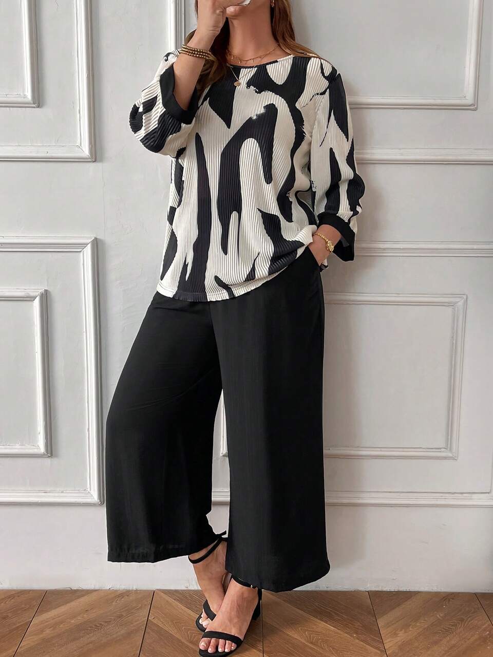 Plus Graphic Print Blouse & Wide Leg Pants For Dailywear