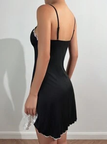 SHEIN 女式彩色蕾丝边吊带睡裙睡衣裙配彩色蕾丝装饰 - 黑色 - 查看 2