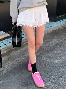 DAZY Quần short, váy ngắn thêu lỗ ren trơn - trắng - Xem 4