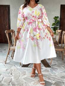 SHEIN Clasi 加大碼花卉印花燈籠袖腰帶連身裙 - 白色 - 查看 1