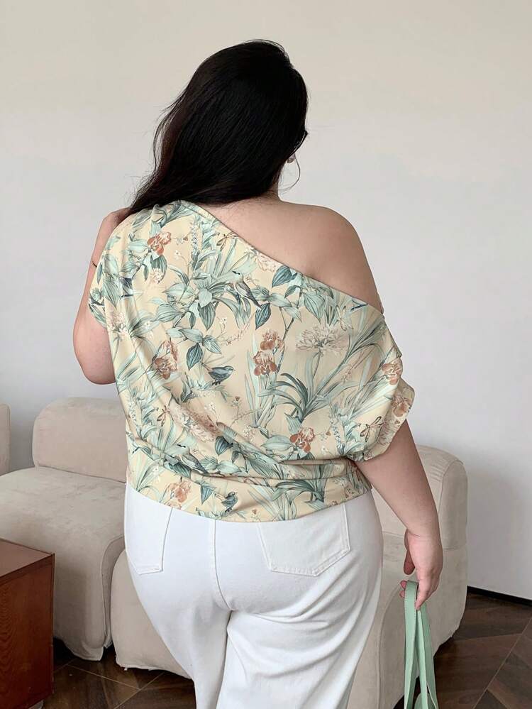 Dazy Plus Plus Size Floral Print Asymmetrical Neck Elegant Loose Blouse, For Summer Vacation Outfits Women Easter Boho