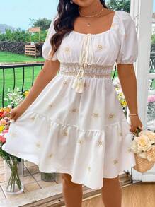 Flirla Digital Printing Plus Size Summer Elegant Dress With Ruffle Trim And Square Neckline Short Sleeves - Beige - View 2