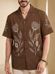 Manfinity RelaxMax 男士夏季花卉印花短袖休閒舒適襯衫 - 卡其色 - 查看 1