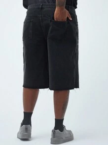 Manfinity EZcore Men's Plus Size Loose Fit Denim Shorts With Patchwork And Frayed Hem Design - Black - View 2
