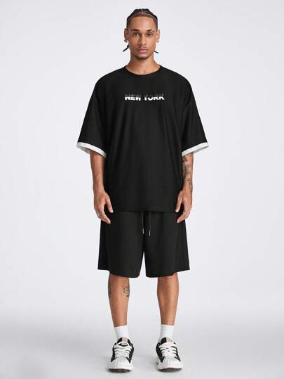 Manfinity VCAY Men's Printed Loose Short Sleeve T-Shirt Set With English Graphics, Suitable For Summer