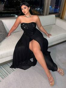 NU&NOW فستان كبير الحجم بتصميم تباين الشبك والترتر حافة عالية بفتحة في الذيل لحفلات الموسيقى والحفلات المسائية، للنساء كاملة الطول