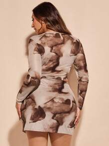 SHEIN BAE Tie Dye Mesh Cropped Top And High Slit Hem Skirt Two Pieces Set,Two Pieces Sexy Outfit,Two Pieces Sexy Outfit,Vacation Outfits Woman,Holiday Outfits,Set Blouse,Autaum,Mini Skirt Outfit Set,Party,Knitted Co Ord Set,Thanksgiving, Valentine's Day,Long Sleeves, Slits, Crew Neck - Khaki - View 2