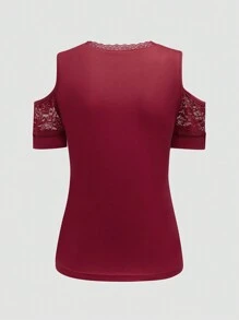 SHEIN LUNE Camiseta de mujer con cuello tejido de encaje con mangas cortas, diseño de hombros descubiertos, botones decorativos y ajuste debajo de la camiseta - Burdeos - Ver 2