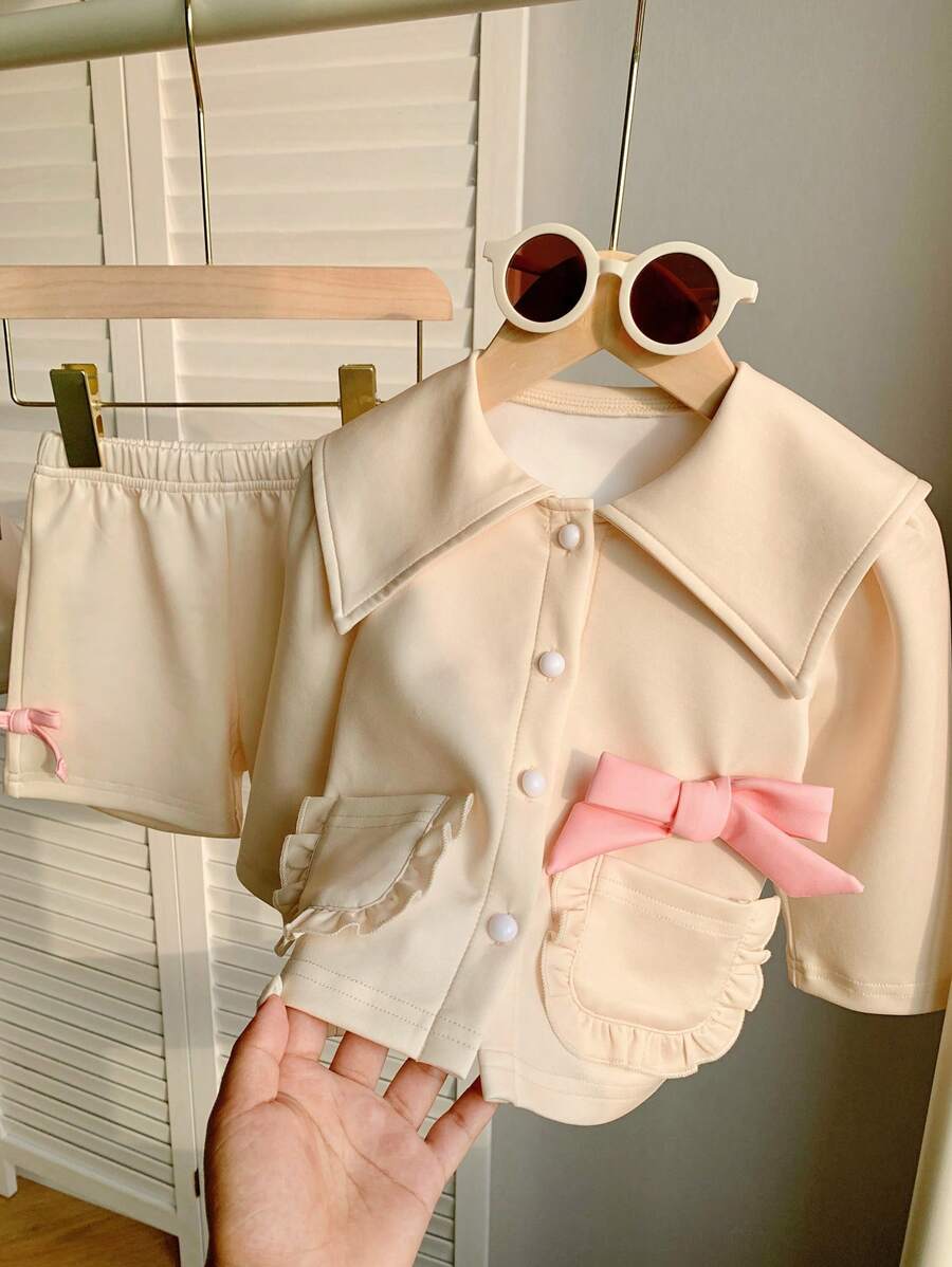 SHEIN Elladie kids Conjunto Elegante e Lindo de 2 peças para Meninas Bebês em Bege Claro para Uso Casual Diário no Outono, Apresentando Laço 3D e Lapela Grande - Caqui - Ver 1